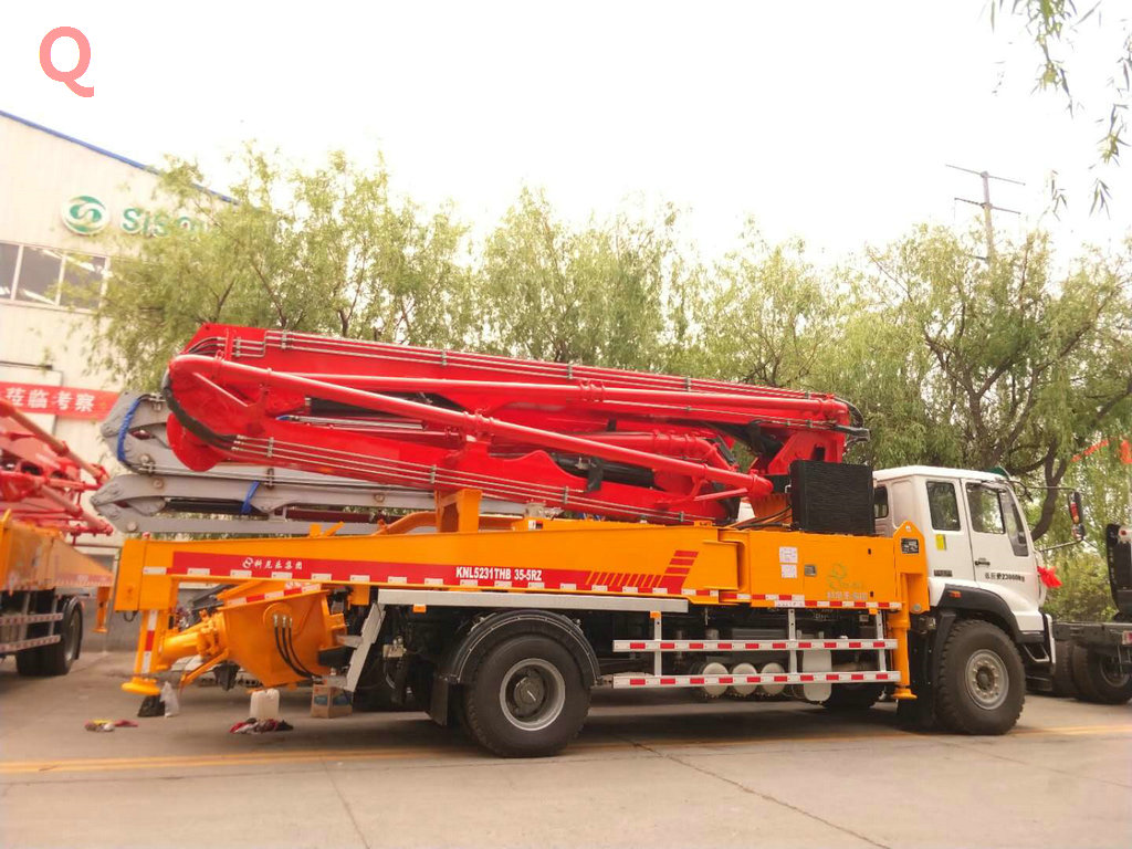 天泵，小型泵車，小型混凝土泵車